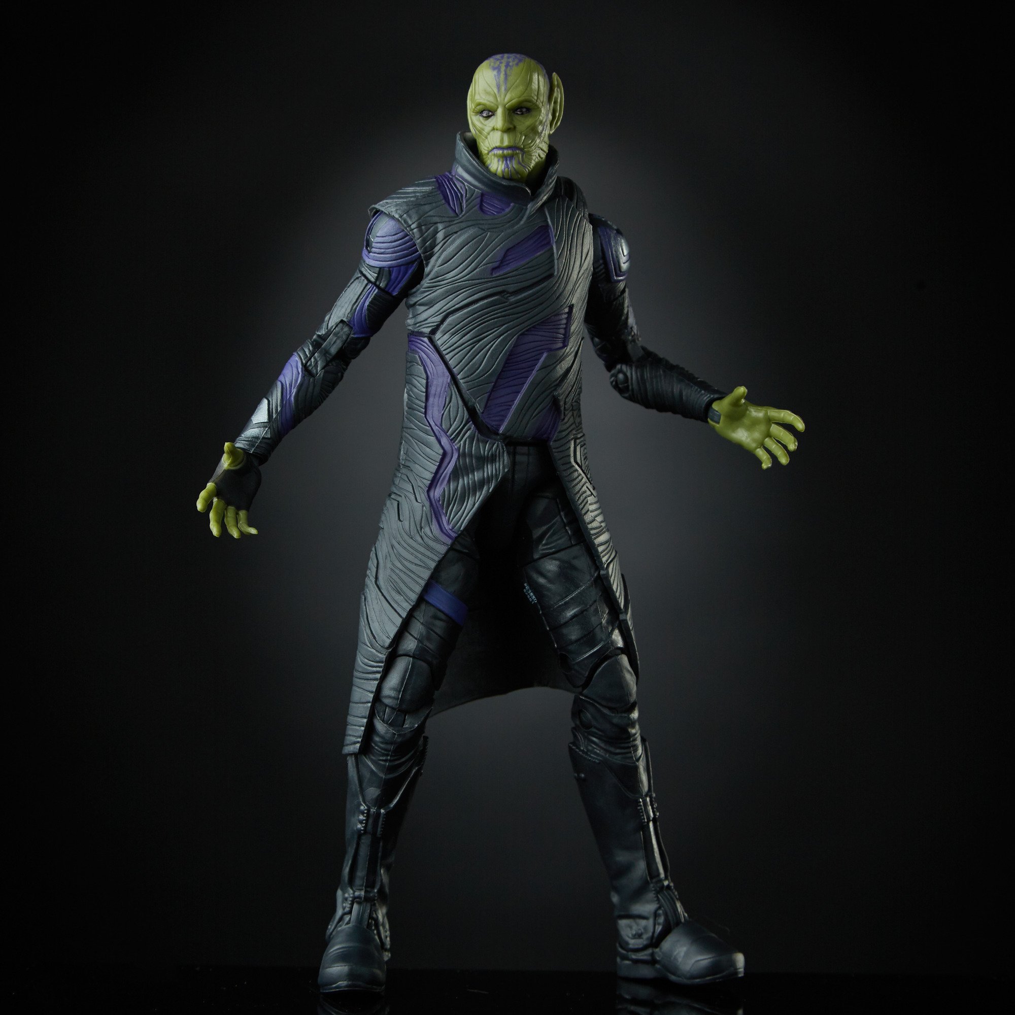 E3886_Marvel_Legends_Series_Captain_Marvel_Talos_Skrull_1_2000x